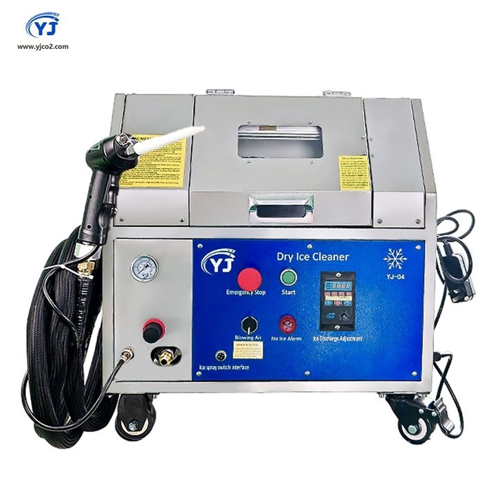 Peiriant Ffrwydro Iâ Sych Diwydiannol